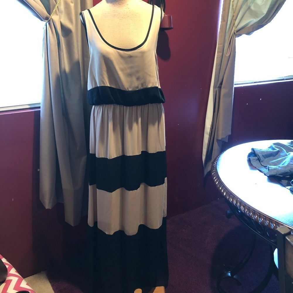 Color block maxi dress - Picture 1 of 5